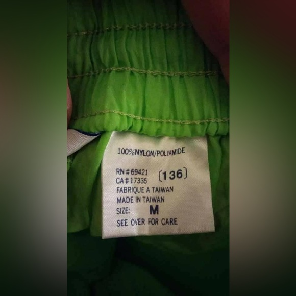 WOMENS MED REEBOK & FILAMENT VINTAGE SHORTS - Picture 3 of 4